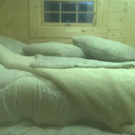 Les Tonneaux Du Perche Bed & Breakfast